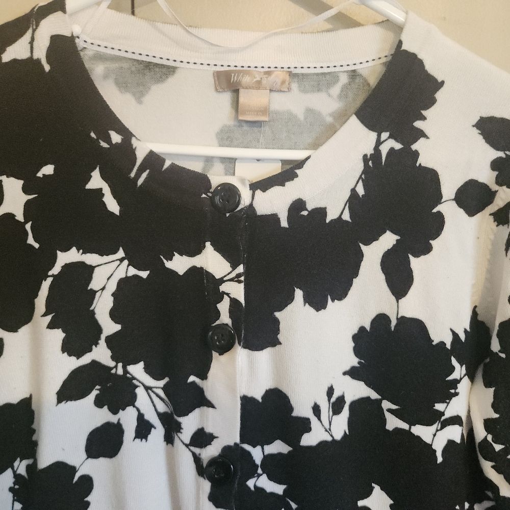 C23 White Stag sweater white w/black floral button up long sleeve mid length - Picture 3 of 10